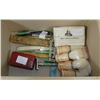 Image 1 : ESTATE BOX OF ANTIQUE SHAVING SUPPLIES INCLUDING