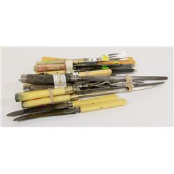 BAG OF VINTAGE/ ANTIQUE CUTLERY