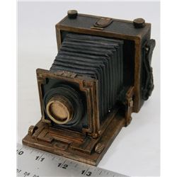 NEW ANTIQUE LOOKING CAMERA PIGGY BANK