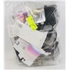 Image 1 : LARGE BAG OF ASSORTED HAIR ACCESSORIES