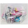 Image 1 : BAG OF WOMENS RAZORS