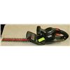 Image 1 : BLACK & DECKER ELECTRIC HEDGE TRIMMER