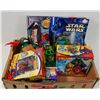 Image 1 : FLAT OF TOYS INCLUDES SPIDERMAN & STAR WARS