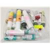 Image 1 : BAG OF ASSORTED TRAVEL TOILETRIES