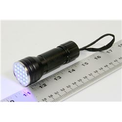 NEW ULTRA VIOLET LED FLASHLIGHT WITH NEW BATTERIES