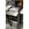 Image 1 : RJ-2000 ELECTRIC FRYER WITH ATTACHMENTS