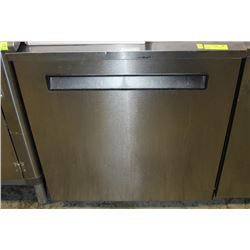 DELFIELD 27" UNDERCOUNTER COOLER