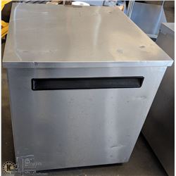 DELFIELD 27" UNDERCOUNTER COOLER K401