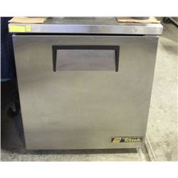 TRUE SINGLE DOOR S/S UNDERCOUNTER REFRIGERATOR