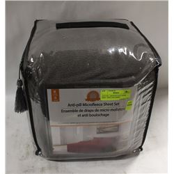 ANTI PILL MICROFLEECE DARK GREY  KING SIZE SHEET