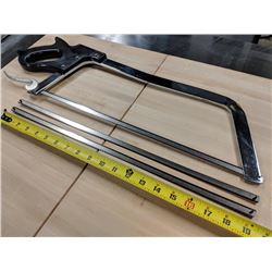 19" HAND SAW WITH 3 BLADES - LOT OF 4 PIECES