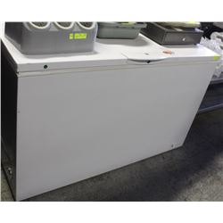 LARGE KENMORE DEEP-FREEZE W/ KEY