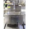 Image 1 : S/S PERSONAL RINSING WALLMOUNT SINK