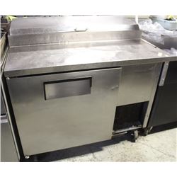 REFRIGERATED PREP STATION-NOT WORKING