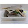 Image 1 : BUS BIN OF ASSORTED KITCHEN UTENSILS