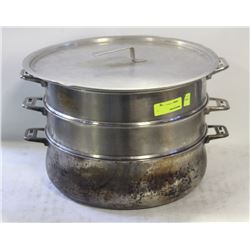 2 STEAMERS W/ BOILER POT-NO LID