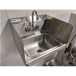 HAND SINK W/FAUCET & SIDE SPLASHES, OVERALL DIMS 1