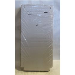 ME#20, LOT OF 50 PIZZA BOXES 14"