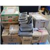 Image 1 : PALLET OF RESTAURANT CLOSURE INCL BUFFET INSERTS