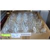 Image 1 : CASE OF 42 GLASS DESERT DISHES