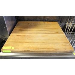 SQUARE WOODEN CUTTING BLOCK 24" X 22-1/2" X 1-1/4"