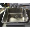 Image 1 : STAINLESS STEEL SINK WITH TAPS 20"X21"