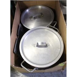 2 ALUMINUM STOCK POTS W/ LIDS & S/S INSERT LID