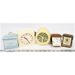 LOT OF VINTAGE ALARM CLOCKS.