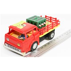 1960S MARX CHICKEN HAULING TRUCK 11” LONG