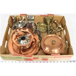 ESTATE FLAT OF BRASS COLLECTIBLES & COPPER