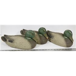 3 1940'S DURA BEAK CARRY LITE DUCK DECOYS