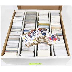 BOX OF OVER 3000 HOCKEY CARDS - ASSORTED YEARS &