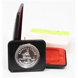 1973 CANADIAN SILVER DOLLAR IN CASE.