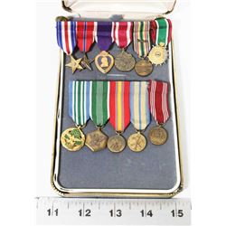 WWII MINI SET 2 AND 1 SINGLE WAR MEDALS UNITED
