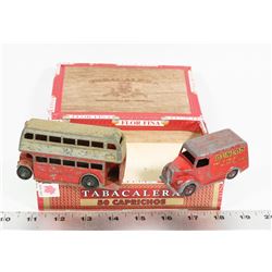 CIGAR BOX WITH 2 DINKY TOYS