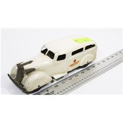 1930S WYANDOTTE TOY AMBULANCE