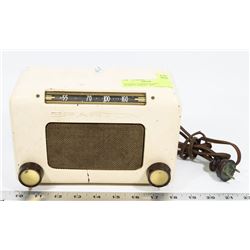 ANTIQUE SPARTON RADIO, WORKING MODEL 5009