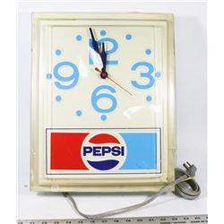 1980S PEPSI ELECTRIC CLOCK, WORKING,