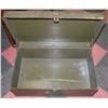Image 3 : VINTAGE METAL CANADIAN MILITARY TRUNK