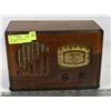 Image 1 : LATE 1930S ARCADIA RADIO MODEL 40B41.