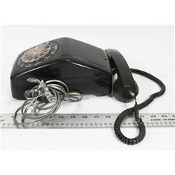 VINTAGE WALL MOUNT ROTARY PHONE