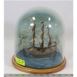 ANTIQUE MODEL SHIP IN DOME GLASS DISPLAY CASE