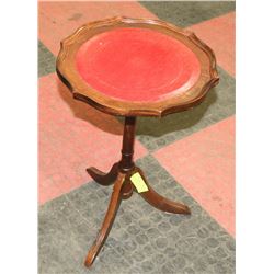 ROUND PEDESTAL ACCENT TABLE