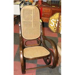 VINTAGE ROCKING CHAIR