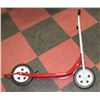 Image 1 : 1960S RADIO FLYER METAL SCOOTER WITH BUILT IN KICK