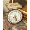 Image 1 : ANTIQUE PELOUZE 24LB DELUXE FAMILY SCALE