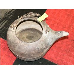 ANTIQUE 1800S CAST IRON SETTLERS KETTLE - STAMPED