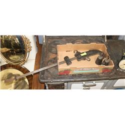 BUTCHERS VINTAGE ACME MEAT SCALE COMPLETE WITH ALL