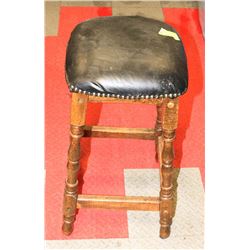 STOOL WITH LEATHER SEAT