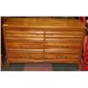 Image 1 : SOLID WOOD VINTAGE 6-DRAWER DRESSER -